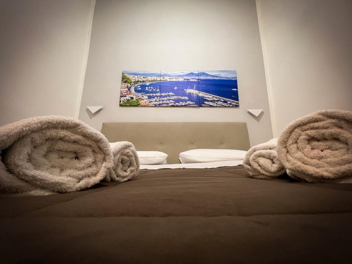 Casa Martino Formale Apartment Наполи Екстериор снимка